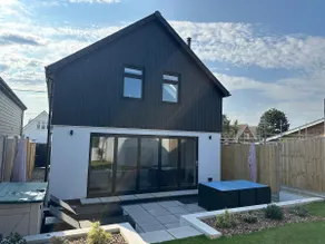 The Beach Hut - Image 5