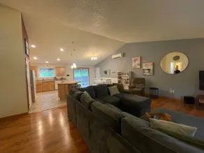 Cedarview Cottage - Image 2