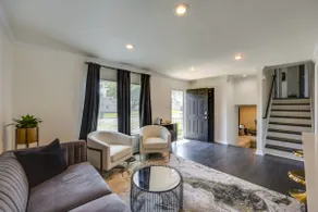 Modern Richmond Home w/ Deck, Close to Downtown! - Image 5