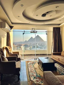 Imperial Pyramids View Apartment - Image 2