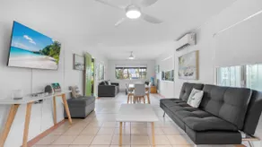 Coastal Palms Hideaway - Image 2