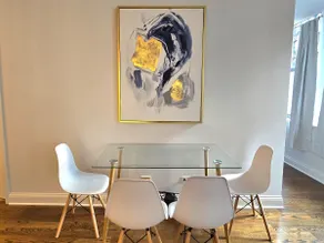 Central downtown home in Loop - Image 2