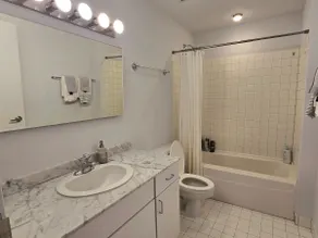 Central downtown home in Loop - Image 4