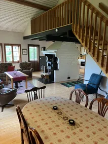 Large villa with gallery - Image 2