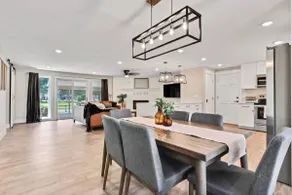 Stunning Golf Course Retreat 4BR Home - Image 2