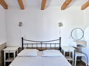 Studio Stone House - Image 4