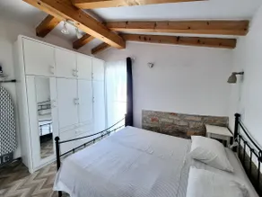 Studio Stone House - Image 3