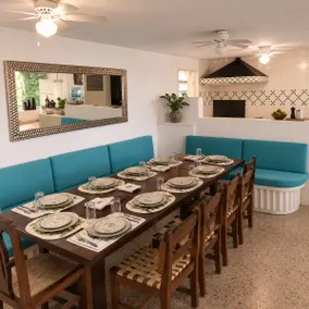 Beautiful Casa del Lago with 2 Pools and Garden - Image 4