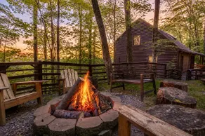 2 mins to Ski! Hot Tub+Fire Pit, Fireplace, Grill! - Image 2