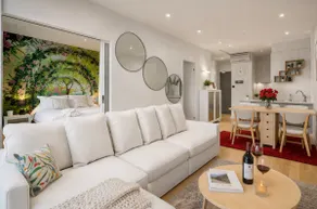 2BR The 'Flamin' Galah' Urban Eden Oasis-sleeps 5 - Image 4