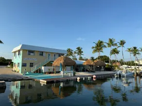 Keys Getaway- 2 bedrooms w/Boat Dock, Pet Friendly - Image 2