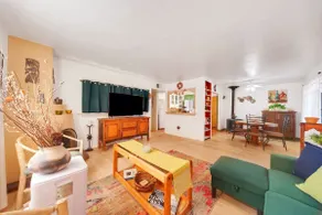 Famed Plaza Steps Away, King Bed, Office, Game Rm - Image 4