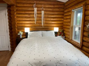 San Moritz Cabin Lake View Escape - Image 5