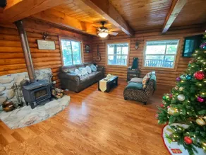 San Moritz Cabin Lake View Escape - Image 4