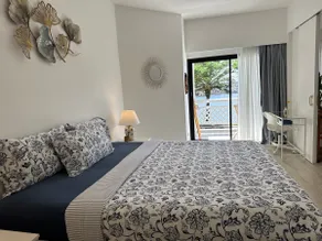 Allamanda1 Lakeview Family suite - Image 4