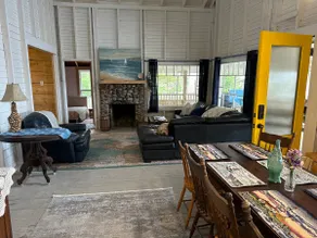 Seaman's Lodge - Pet Friendly! - Image 2