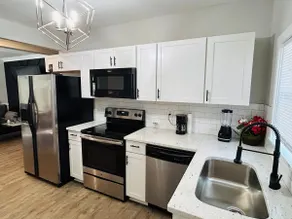 Mimosa house. - Image 3
