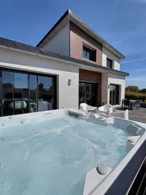 Bubbles & Beach – House 300 m from the sea - Image 2