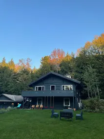 Cedar Chalet: Cozy, Updated, And Secluded - Image 5