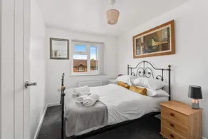 Badger Haven: Apt 3 | Cosy Apartment in Brackley - Image 5