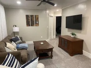 Historic Two Bedroom - Image 3