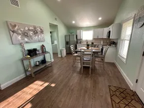Kevin's Casita at Holiday Beach Pet Friendly! - Image 3