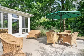 Blue Ivy: Walk to Lake Michigan, Bike Path, Porch - Image 5