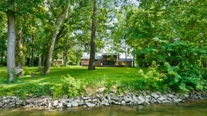 Riverside Haven | Firepit • Grill • Private Dock! - Image 5