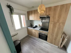 Renovated and bright apartment. - Image 2
