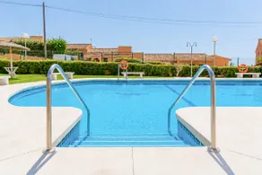 Cubo's El Faro Beach Apartment with Pool - Image 2