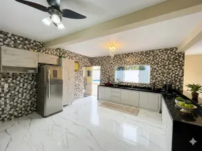 Complete Leisure Facilities | Pool and Air-Conditioned Suites - Image 4