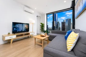 42F 180° Skyline view 3BR2Bath. 7Pax. 2 CarPark - Image 4