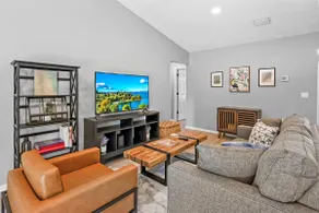Mandarin Retreat - Entire Home - Image 5