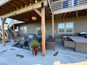 Lake Sakakawea Home - Image 2