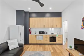 Bonton Bliss Modern Sleeps 4 in the Blue Mountains - Image 2