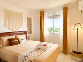 Turoa Suite - Pool View and Wi-Fi - Image 3
