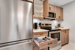 2 bedroom Luxe home King bed 22 mins downtown - Image 5