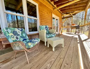 Cozy Mountain Cottage *Brand New Build* - Image 3