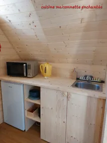 Wooden cabin with bath and enchanted house - Image 4