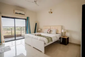 Majestic Sea View 2BHK | DonaPaula | Mirashya E202 - Image 5