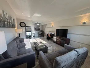 Renovated Quiet West Apartment - Image 2