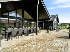 16 person holiday home in Nørre Nebel - Image 2