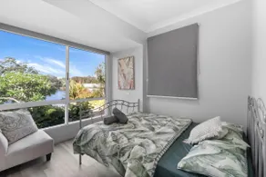 River Retreat - Image 2