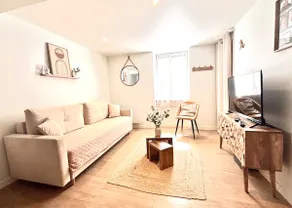 L'échappée Belle, 1-bedroom King, very central, 150 m from the train station - Image 3
