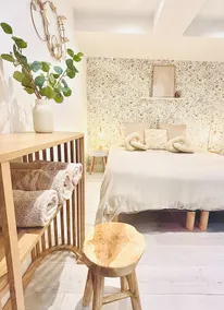 L'échappée Belle, 1-bedroom King, very central, 150 m from the train station - Image 2