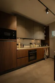 Modern apartment with panoramic views - Image 4