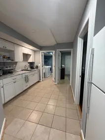 Gorgeous Lower Level Suite - Image 5