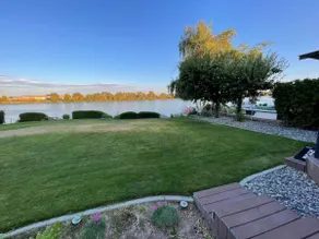 Fall Lakefront Escape: Hot Tub, Dock & Game Room - Image 5