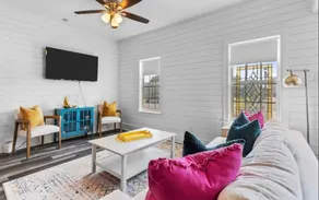 Bungalow on 27th - Image 5