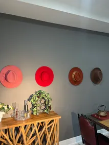 Chicago 4BR Home with 10 Beds – Sleeps a Crowd - Image 2